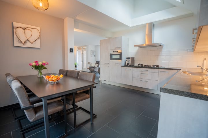 Foto 11 van Troelstrastraat 26