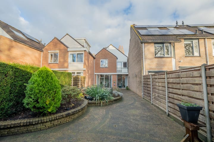 Foto 31 van Troelstrastraat 26