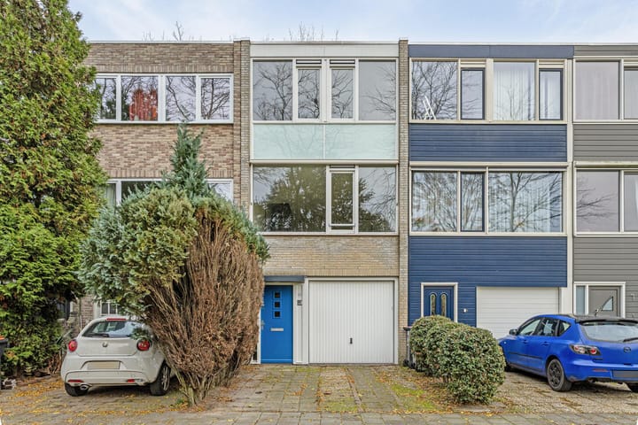 Foto 1 van Koebergstraat 11