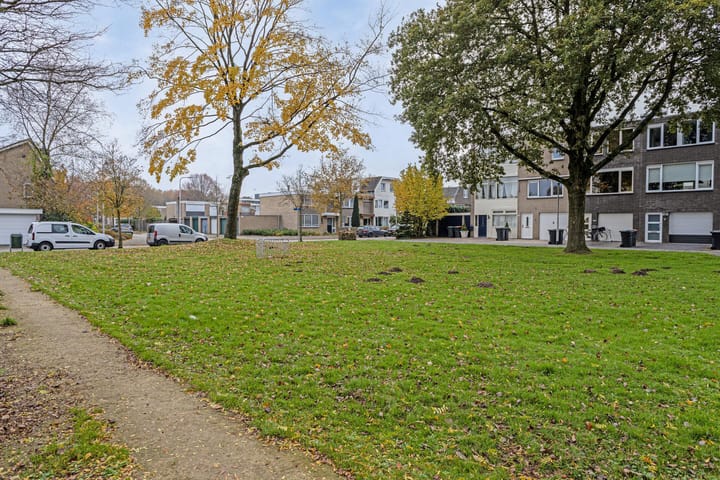 Foto 5 van Koebergstraat 11