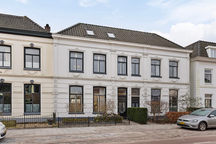 Photo 1 of Tramstraat 37