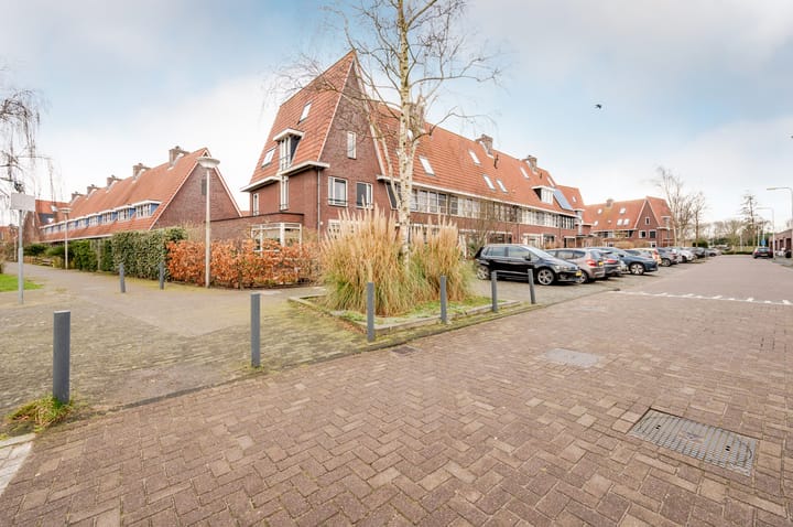 Foto 44 van D. Marotstraat 101