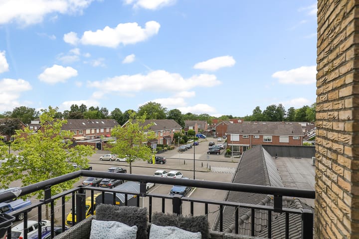 Photo 26 of De Stient 15-F