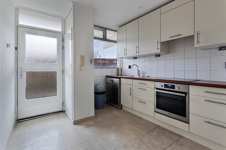 Foto 11 van Louis Couperusplaats 3