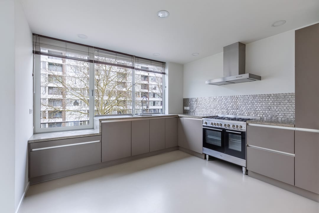 Foto 13 van U.J. Klarenstraat 9