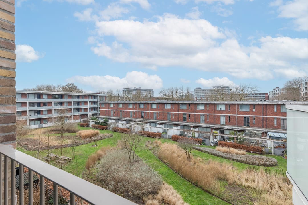 Foto 23 van U.J. Klarenstraat 9