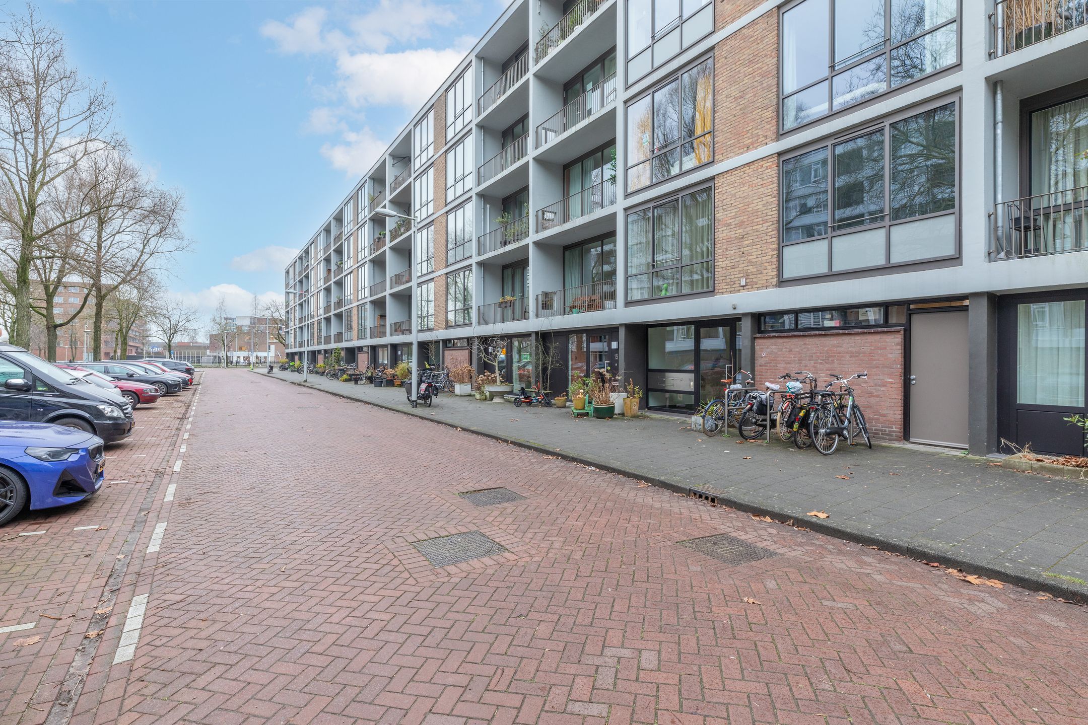 Foto 51 van U.J. Klarenstraat 9