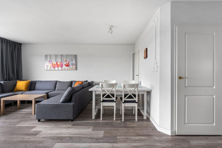 Foto 15 van Louis Couperusplaats 229