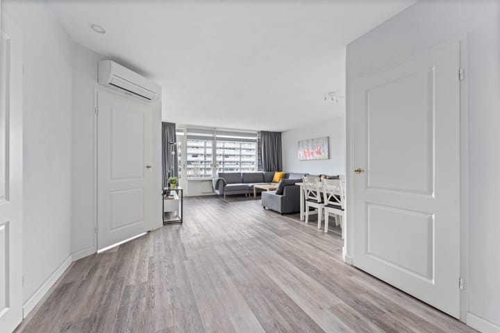 Foto 22 van Louis Couperusplaats 229