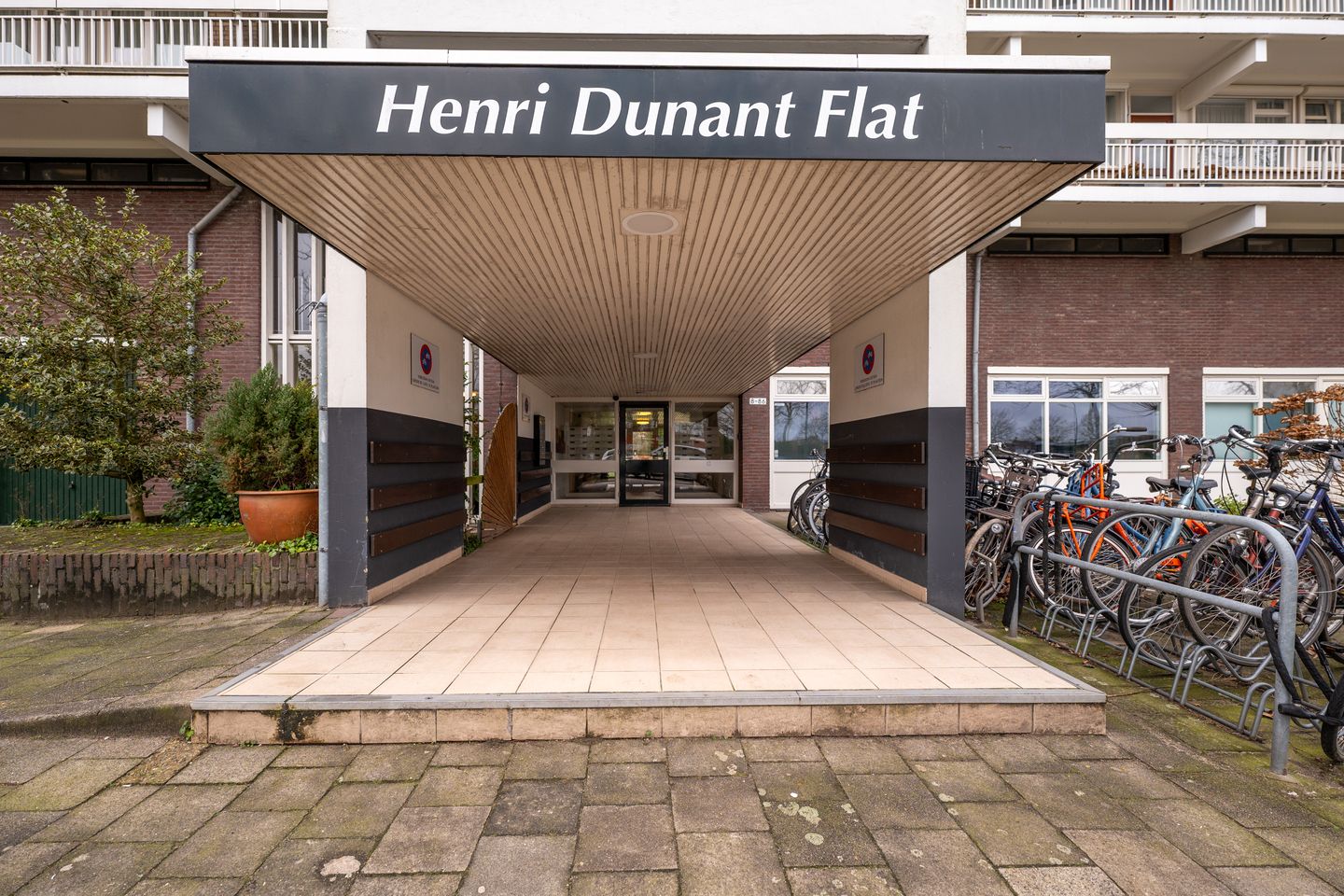 Foto 25 van Henri Dunantplein 56