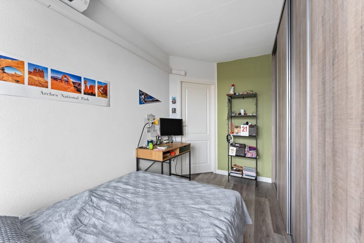 Foto 32 van Louis Couperusplaats 229