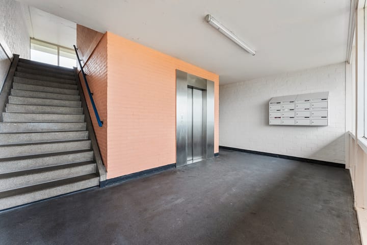 Foto 35 van Louis Couperusplaats 229