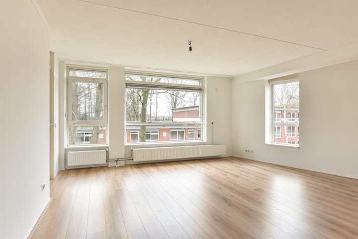 Foto 5 van Bloemendalsweg 3-F7