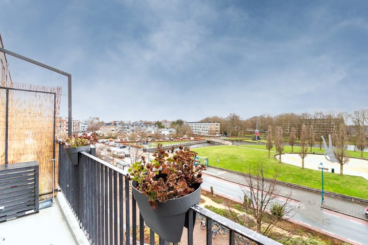 Photo 16 of Irislaan 233