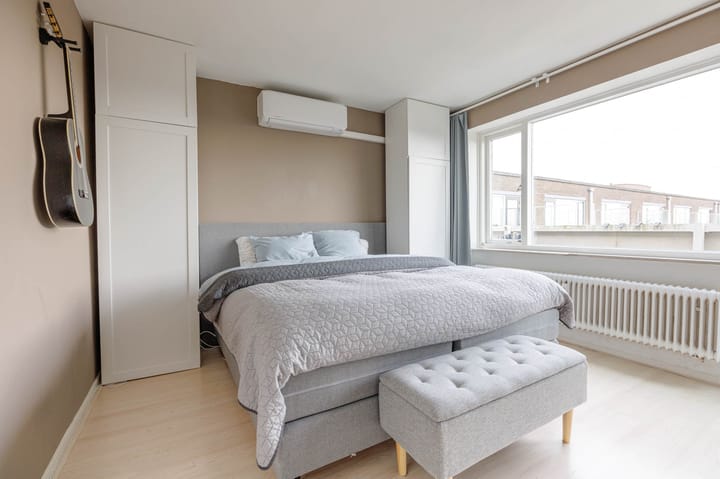 Photo 22 of Irislaan 233