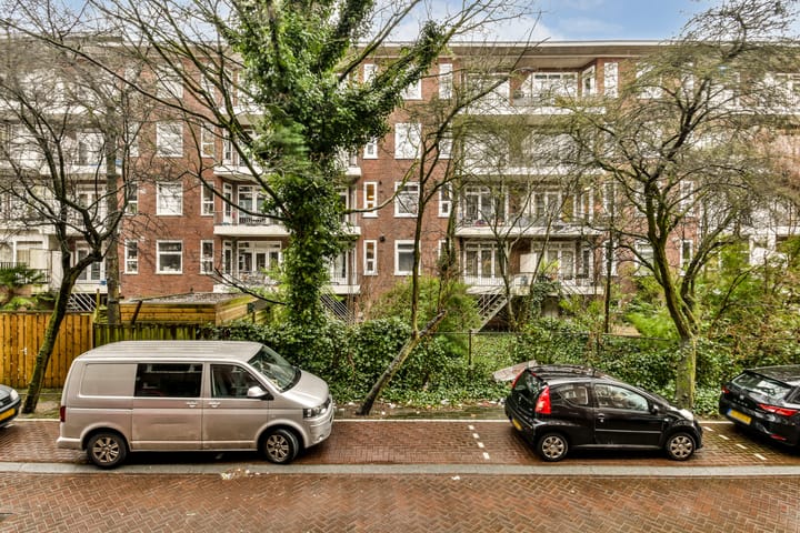 Foto 9 van Trouringhstraat 18-H