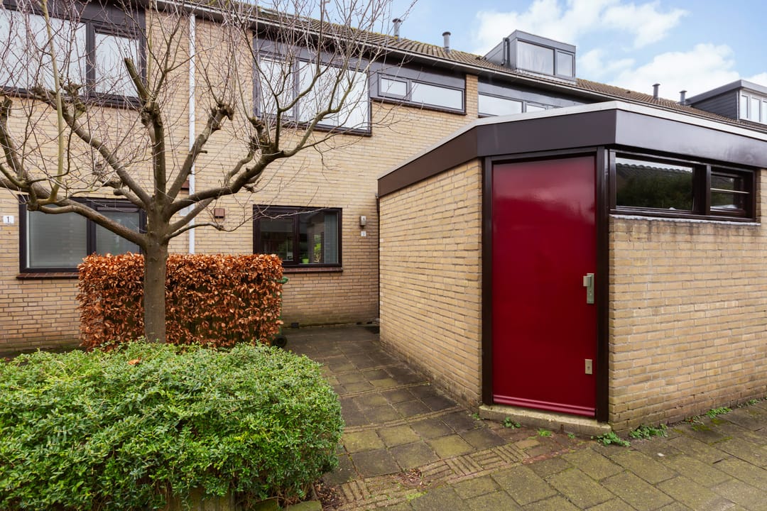 Foto 2 van Robert Kochweg 3