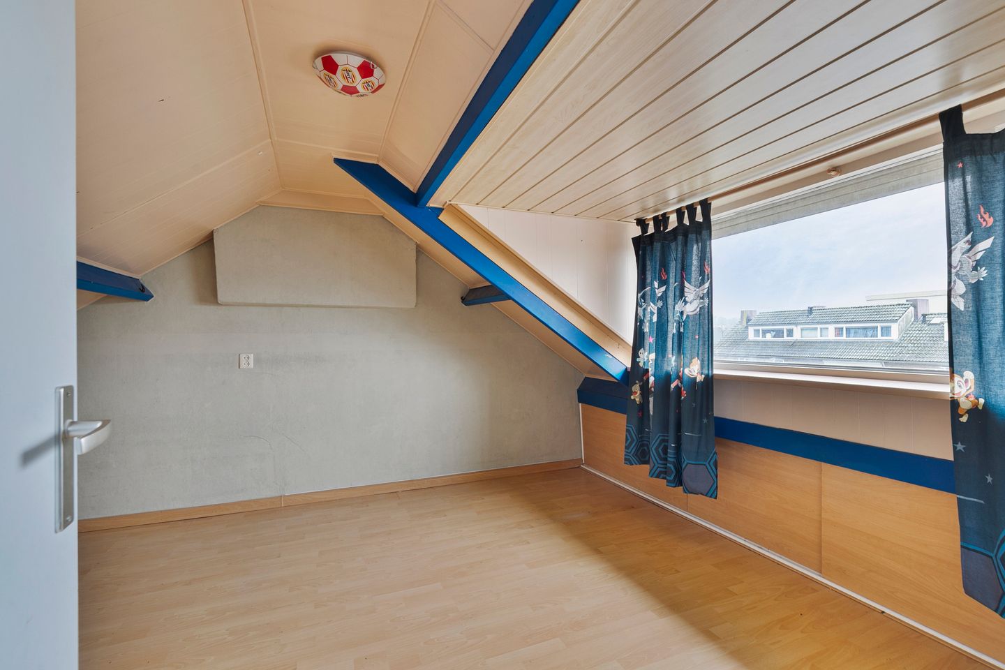 Foto 20 van Regulus 18