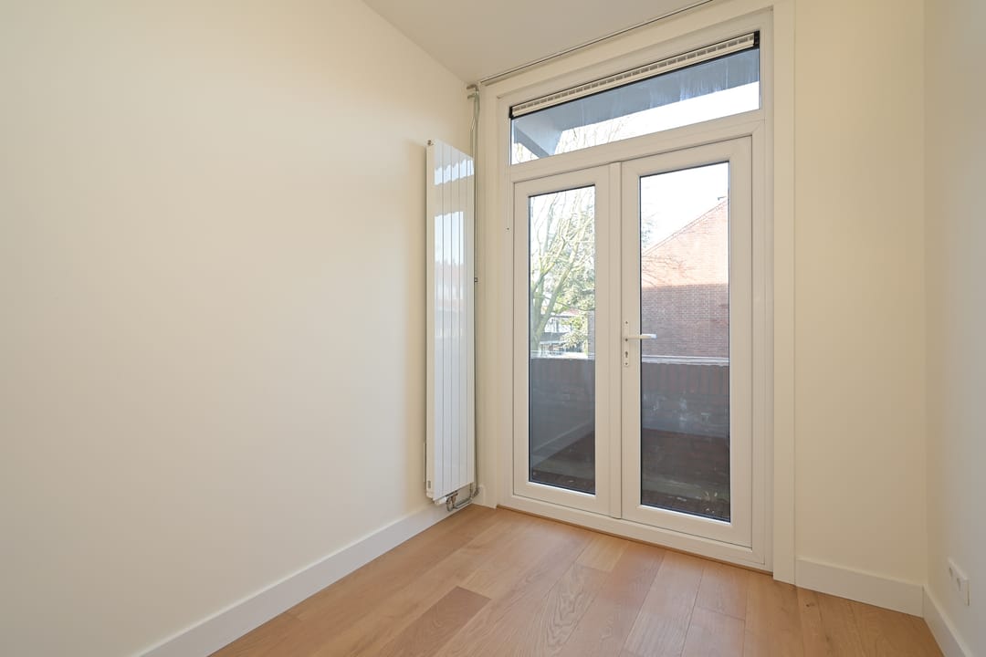 Photo 22 of Linnaeusstraat 275