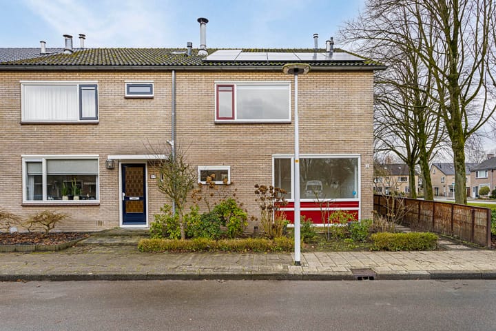 Foto 1 van Jan Luikenstraat 2