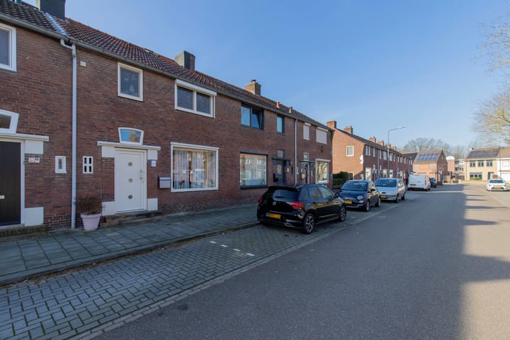 Foto 2 van Henri Jonasstraat 20