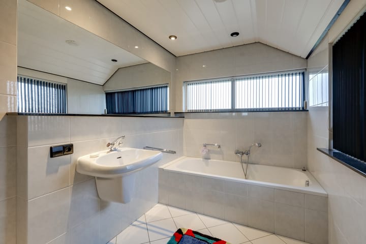 Photo 23 of Laagstraat 1