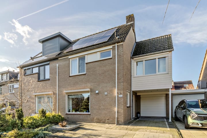 Foto 1 van Wilgenhof 244