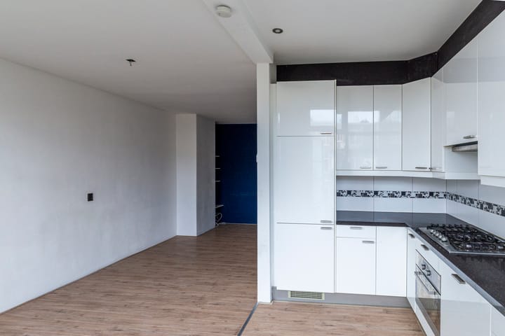 Photo 6 of Usselincxstraat 22