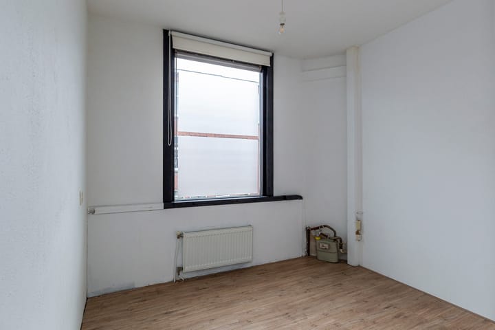 Photo 15 of Usselincxstraat 22