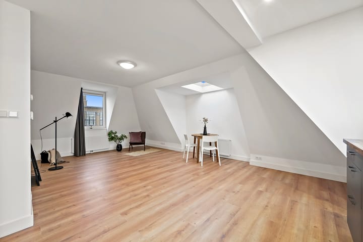 Foto 12 van De la Reyweg 6-B