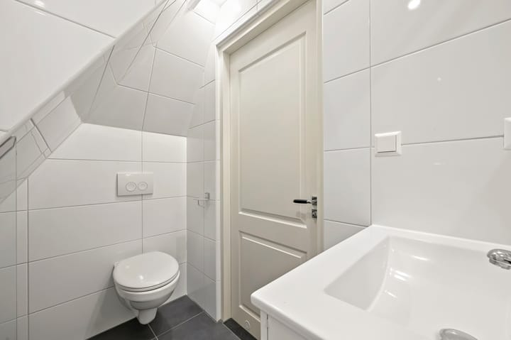 Foto 19 van De la Reyweg 6-B