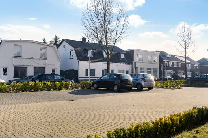 Foto 29 van Dennenweg 183-B