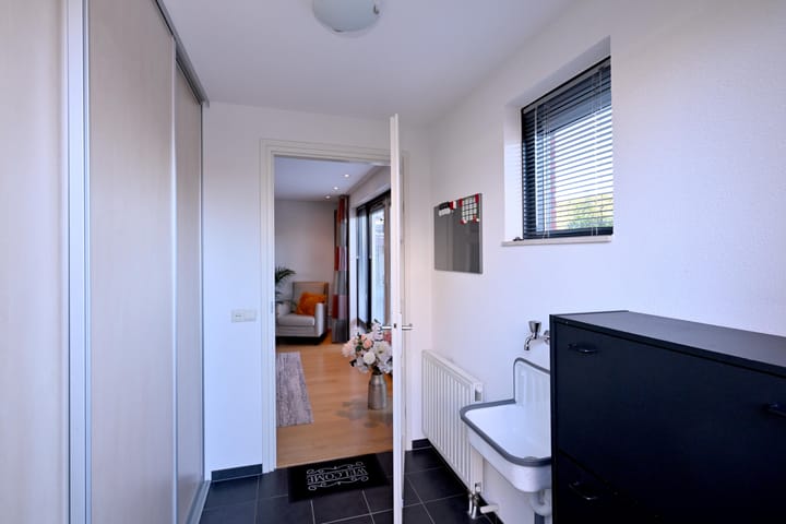 Foto 13 van Rietveldstraat 11