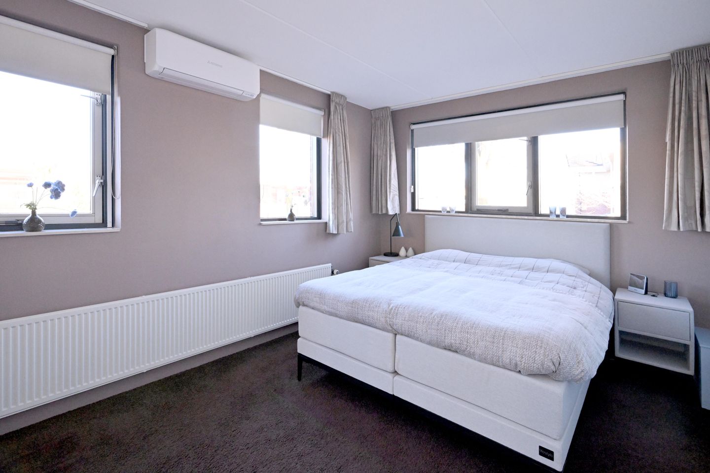 Foto 19 van Rietveldstraat 11