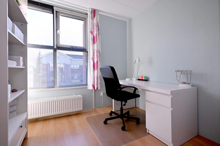 Foto 28 van Rietveldstraat 11