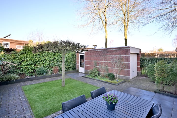 Foto 44 van Rietveldstraat 11