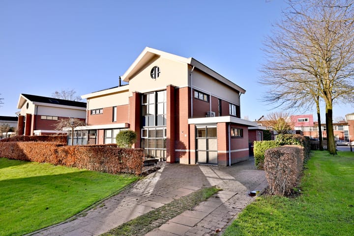 Foto 50 van Rietveldstraat 11