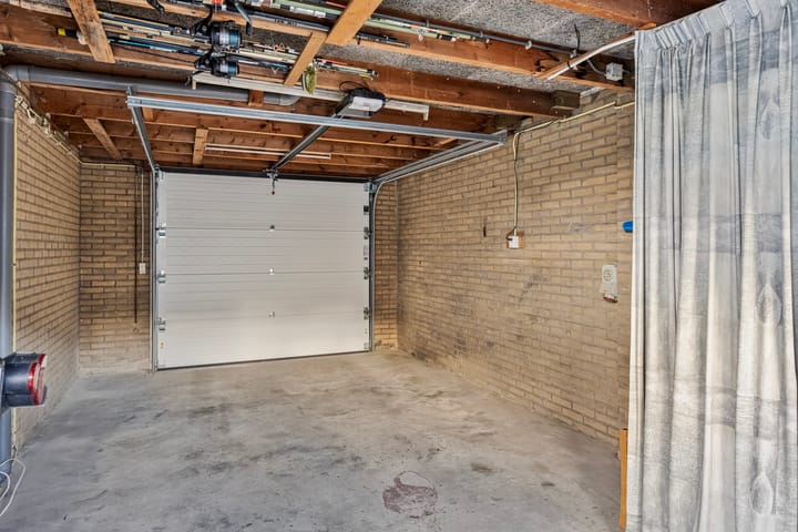 Foto 28 van van Schengestraat 6