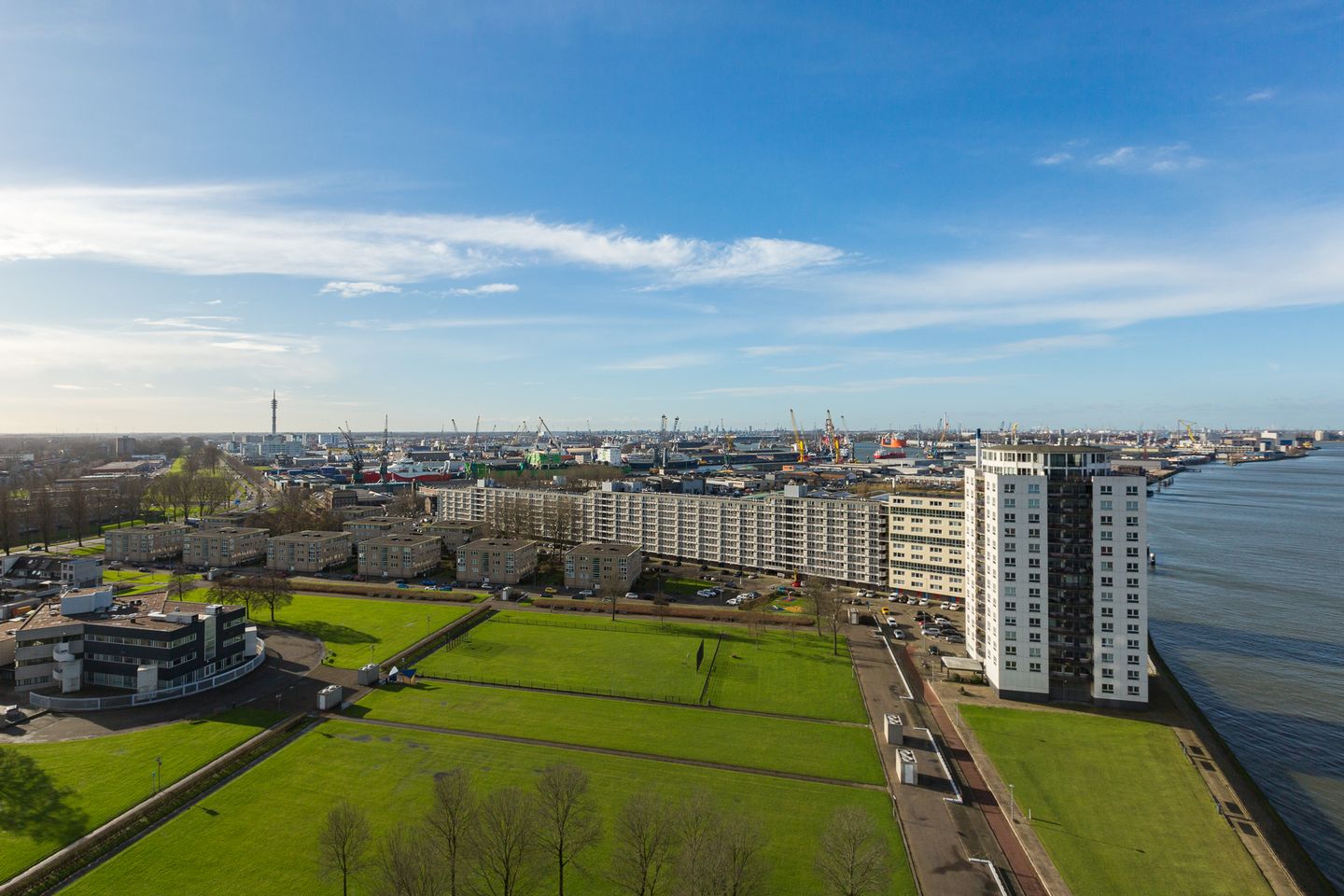 Photo 34 of Charloisse Hoofd 83-E