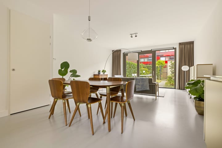 Foto 8 van Peter Martensstraat 103