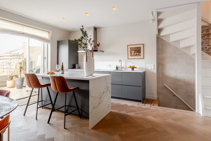 Foto 6 van Binnenweg 31-A