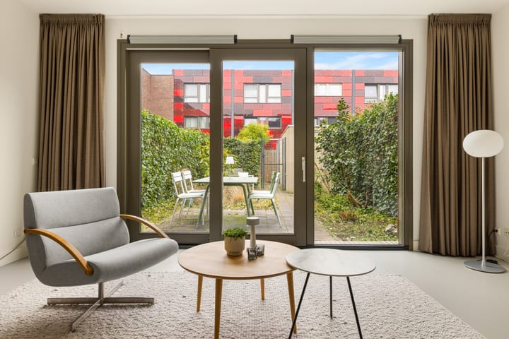 Foto 10 van Peter Martensstraat 103