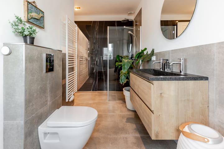 Foto 18 van Binnenweg 31-A