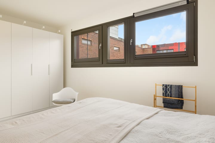 Foto 24 van Peter Martensstraat 103