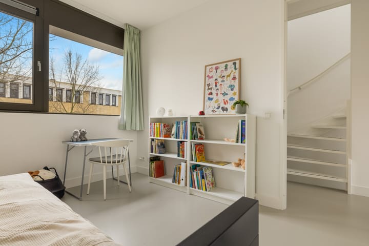 Foto 28 van Peter Martensstraat 103