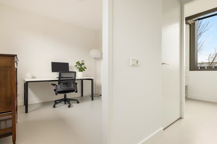 Foto 30 van Peter Martensstraat 103