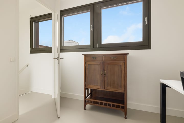 Foto 33 van Peter Martensstraat 103