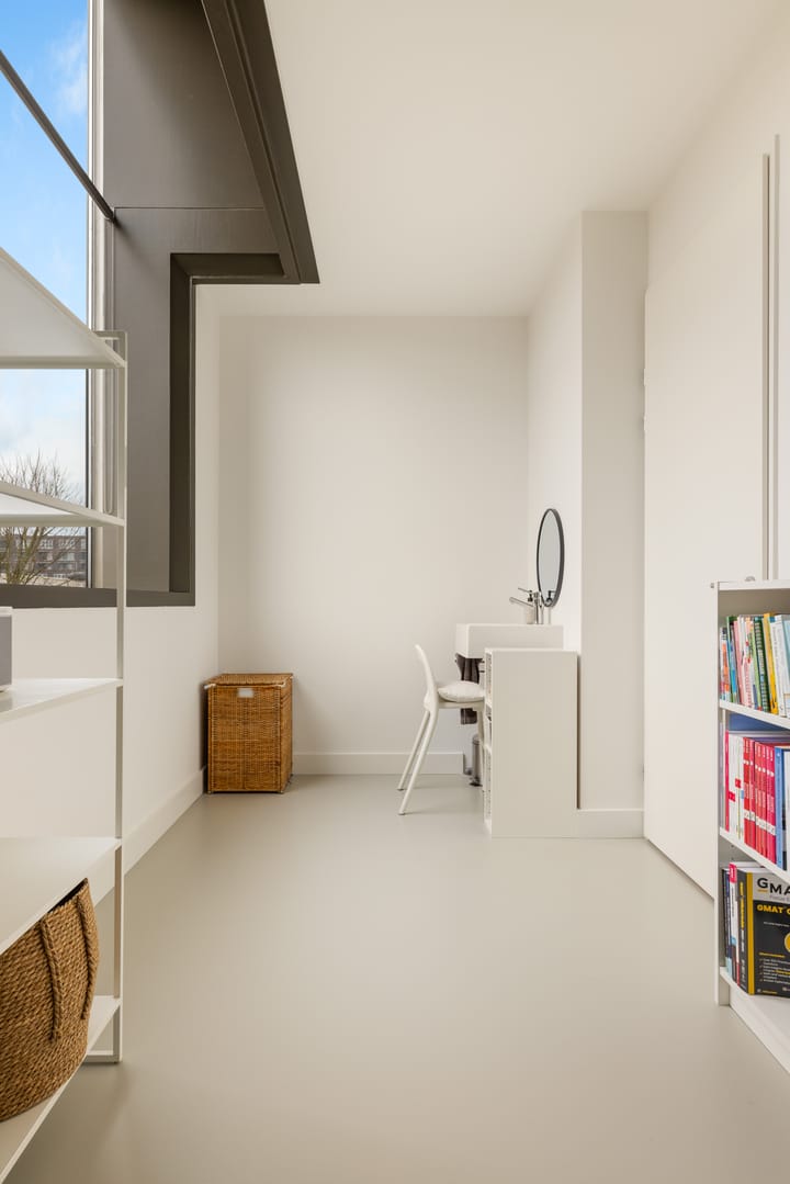 Foto 38 van Peter Martensstraat 103