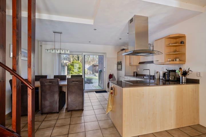 Foto 5 van Roerdompstraat 2