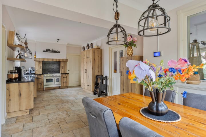 Photo 8 of Ussenstraat 53